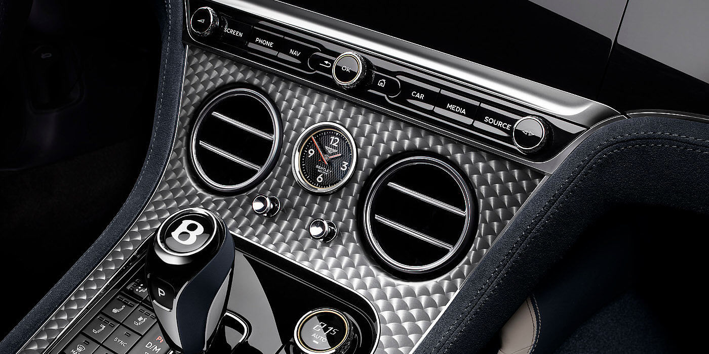 Bentley Suomi Bentley Continental GTC Speed convertible front interior engine spin veneer detail
